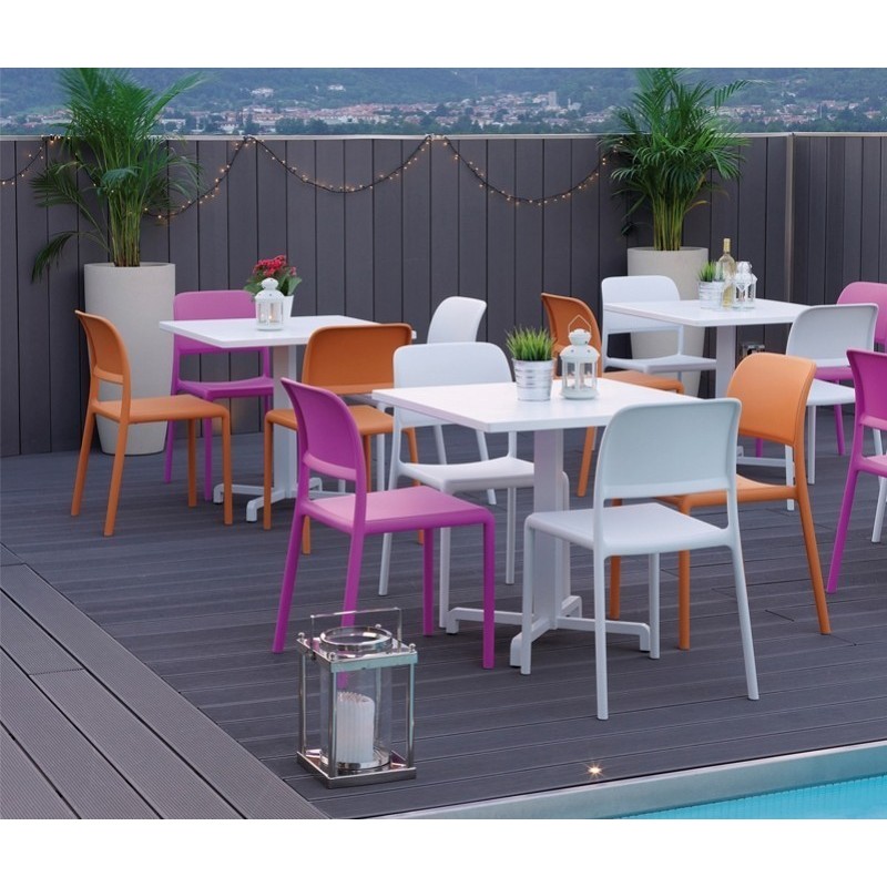 SEDIA IN RESINA RINFORZATA CON FIBERGLASS VARI COLORI