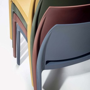 Sedia vari colori Vela