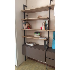 Libreria con montanti in ferro art. QSM604
